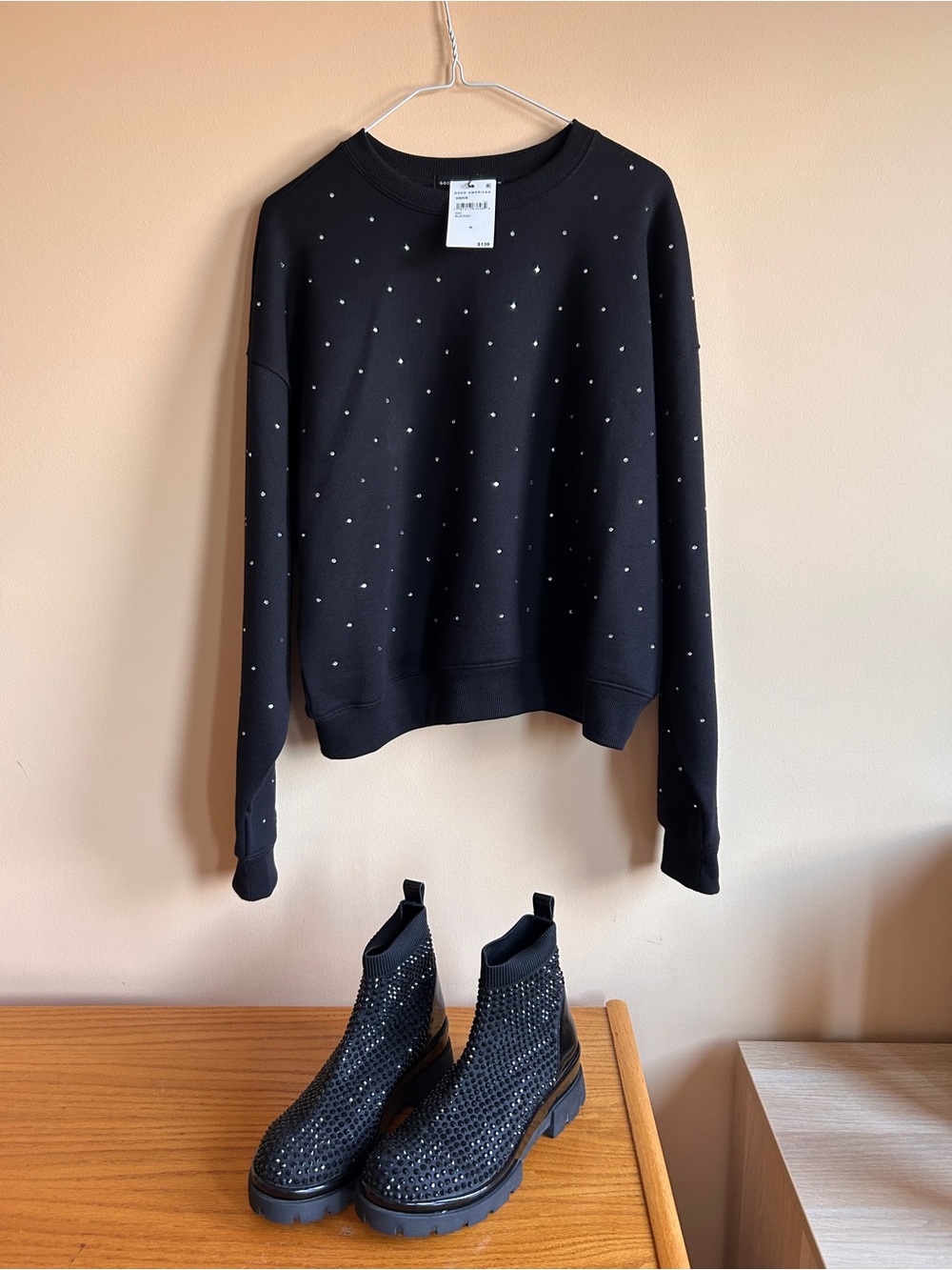 Good American Rhinestone Sweatshirt ๐ - Picture 12 of 12